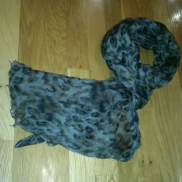3 SCARF BUNDLE! - Picture 3 of 4