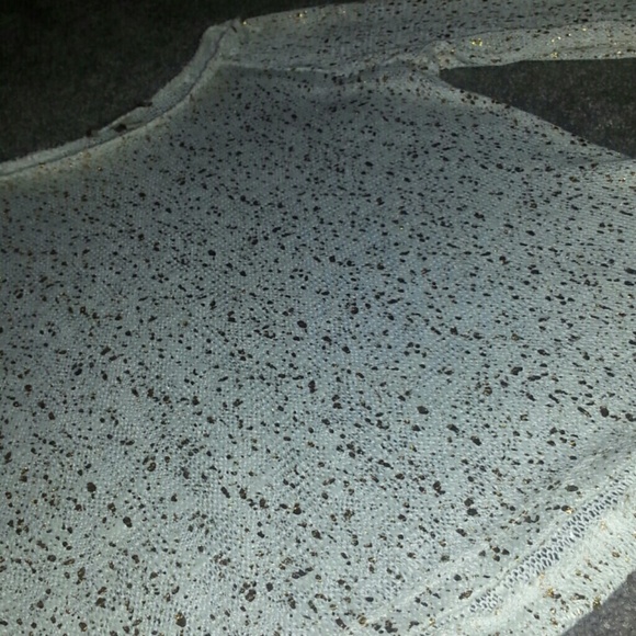 loose top - Picture 2 of 3