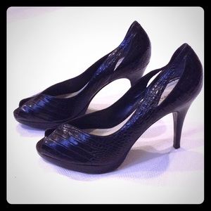 🍭Sweet Deals🍭Ann Taylor Peep Toe Heels