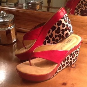 Dr. Scholl's Red Patent Sandals Horse Hair Sz9.5