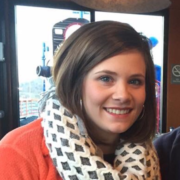 Meet your Posher, Kaelyn