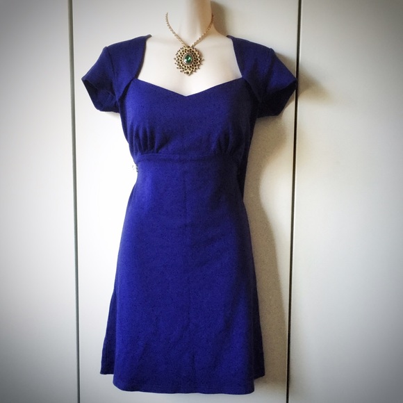 ⚡️NWOT⚡️VOOM Sweetheart Neck Cap Sleeve Dress - Picture 2 of 3
