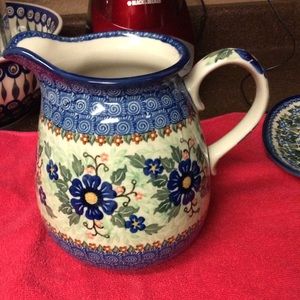 Polish pottery