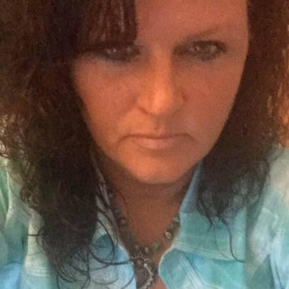 Meet your Posher, Michelle - Picture 1 of 1