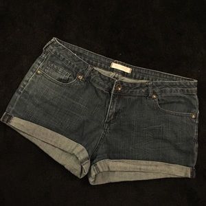 Bullhead PacSun Cuffed Denim Shorts Size 13!