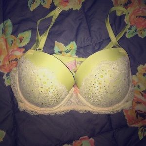 Victoria's Secret Dream Angels Bra