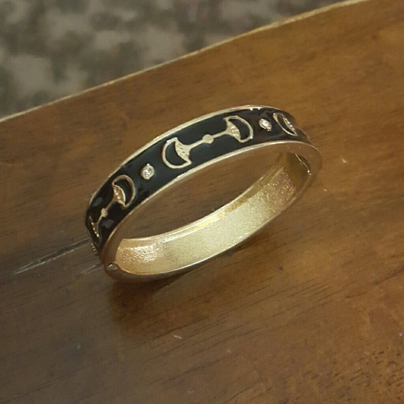 Bangle - Picture 1 of 2