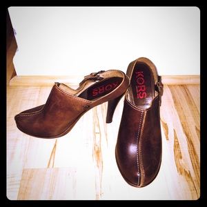 ✳️ Size 9, $55 Michael Kors Mules and Clogs