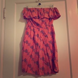 💕Tribal print hot pink strapless dress