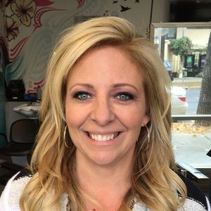 Meet your Posher, Melanie