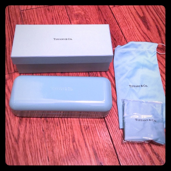 Authentic glass case