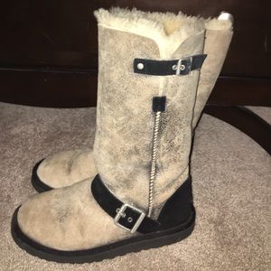 UGG classic tall boot