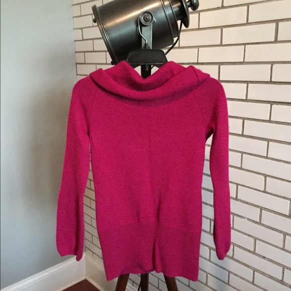 White House Black Market Sweater - Picture 2 of 5