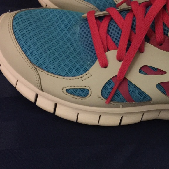 Nike Free Run 2 sz 6 youth /ladies sz 8 - Picture 3 of 4