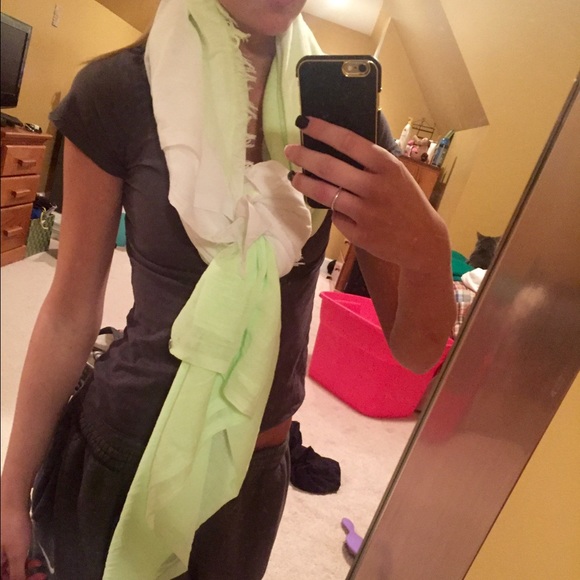 Lululemon Warrior Scarf