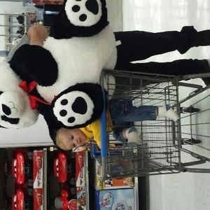 Meet your Posher, Angela