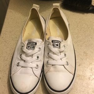 White slip in converses