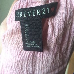 Forever 21 Tops - Light pink flowy top Forever 21 Tops - Light pink flowy top