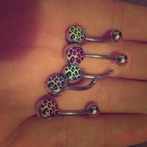 Cheetah belly button rings