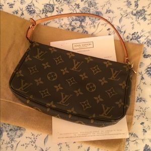 💯Authentic Louis Vuitton Pochette