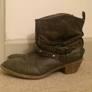 Mossimo supply co. grayish green booties