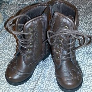 Toddler's boots
