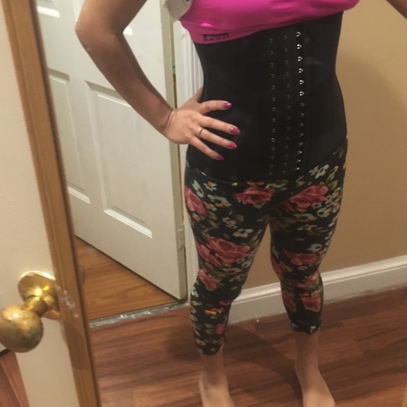 Waist trainer