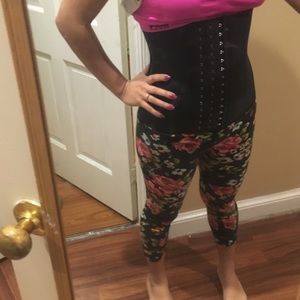 Waist trainer