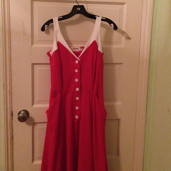 Vintage midi dress