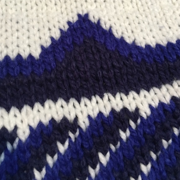 Piperlime sweater poncho - Picture 3 of 3