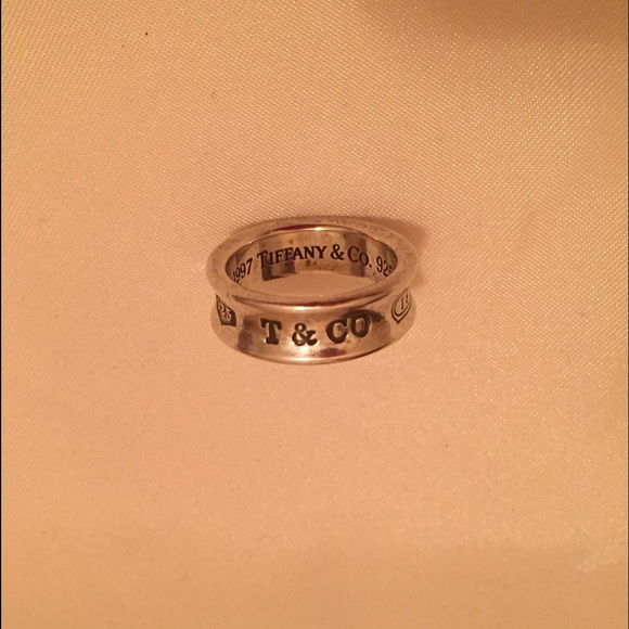 Tiffany & Co. 1837 band ring
