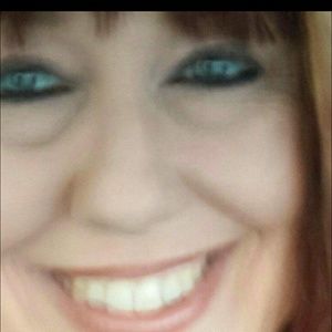 Meet your Posher, Stefanie