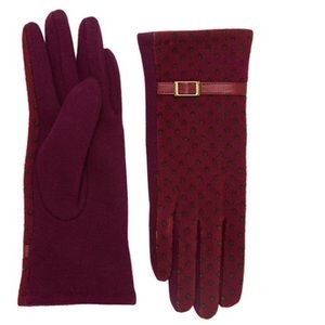 Red polka dot gloves