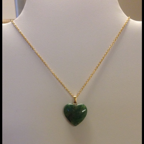 Jewelry - Aventurine Heart Necklace Gold Plated