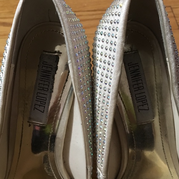 Jennifer Lopez Heel - Picture 4 of 4