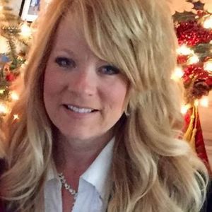 Meet your Posher, Michele