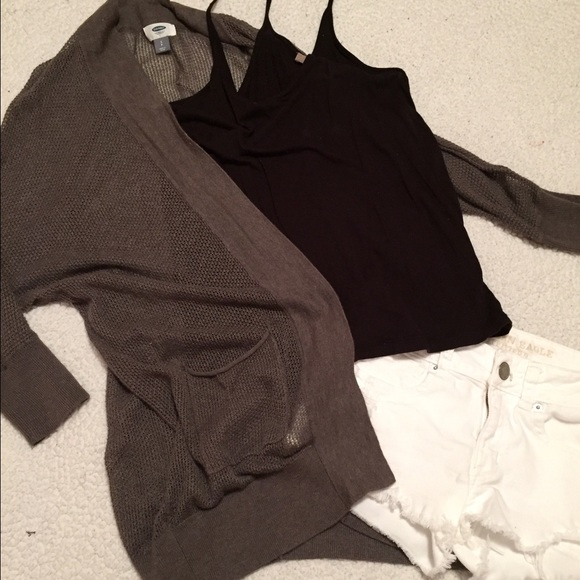 Old navy cardigan - Picture 1 of 4