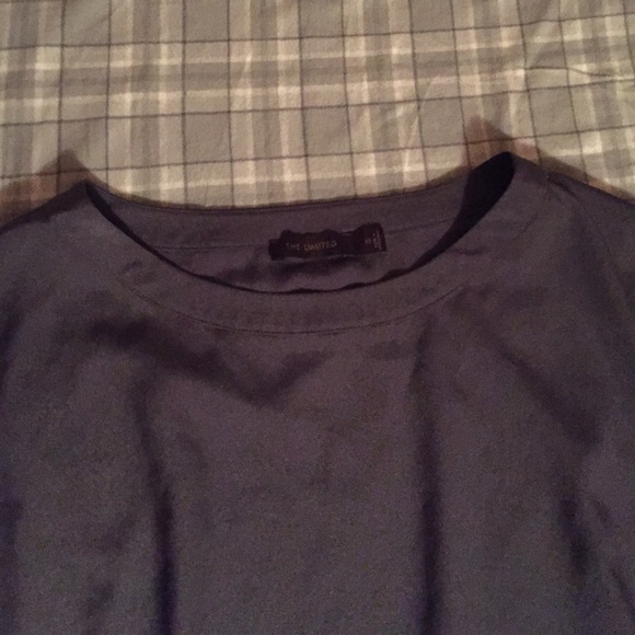 Limited top - Picture 2 of 3