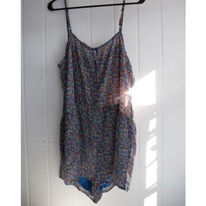FUN FESTIVAL FLORAL ROMPER
