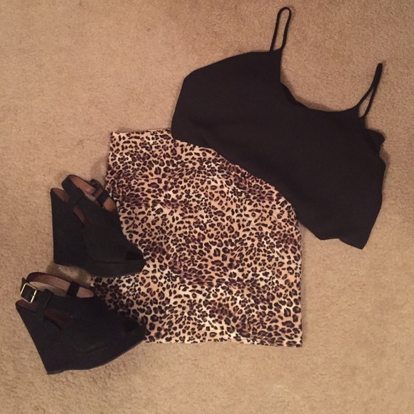 Wet Seal Leopard Print Skirt