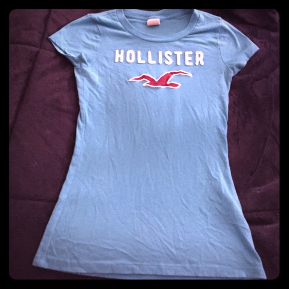 Hollister Tshirt - Picture 1 of 2