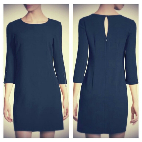 Like new Laundry by Shelli Segal navy dress!
