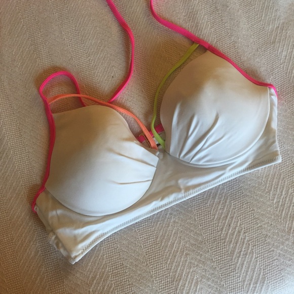 Victoria Secret Fabulous Long Line Top - Picture 2 of 2