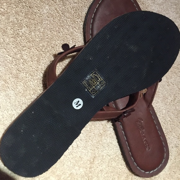 Sandals - Picture 2 of 3