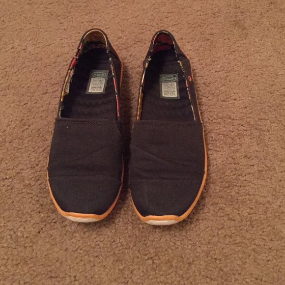 Comfy flats