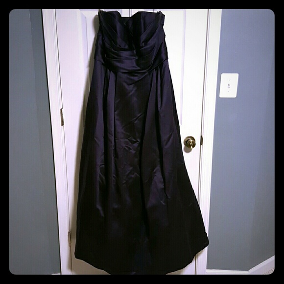 David's Bridal Dresses & Skirts - *firm*Davids Bridal Size 18 Lapis Purple Ball Gown