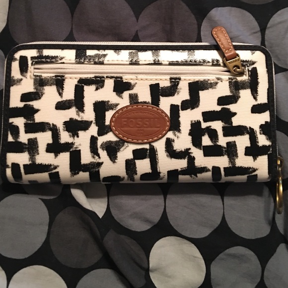 Fossil wallet
