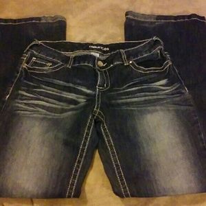Maurices jeans