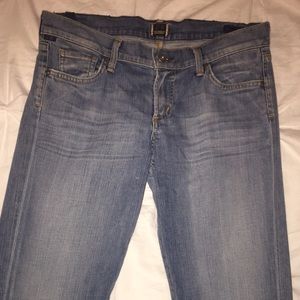 Never worn, don't fit me well