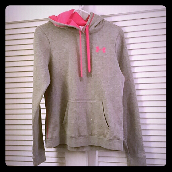 Women's Under Armour Sweatshirt